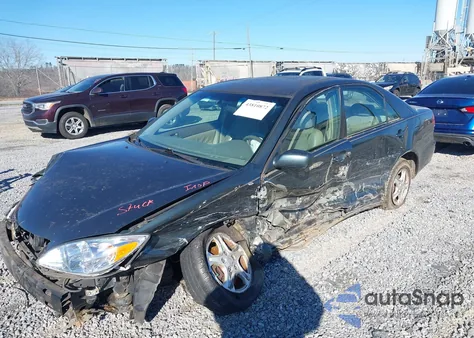 2004 Toyota Camry Le z USA, uszkodzony, nr VIN 4T1BE32K34U380844